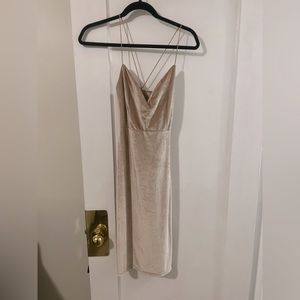 🥂 Champagne Velvet Bodycon MIDI Dress 🥂
